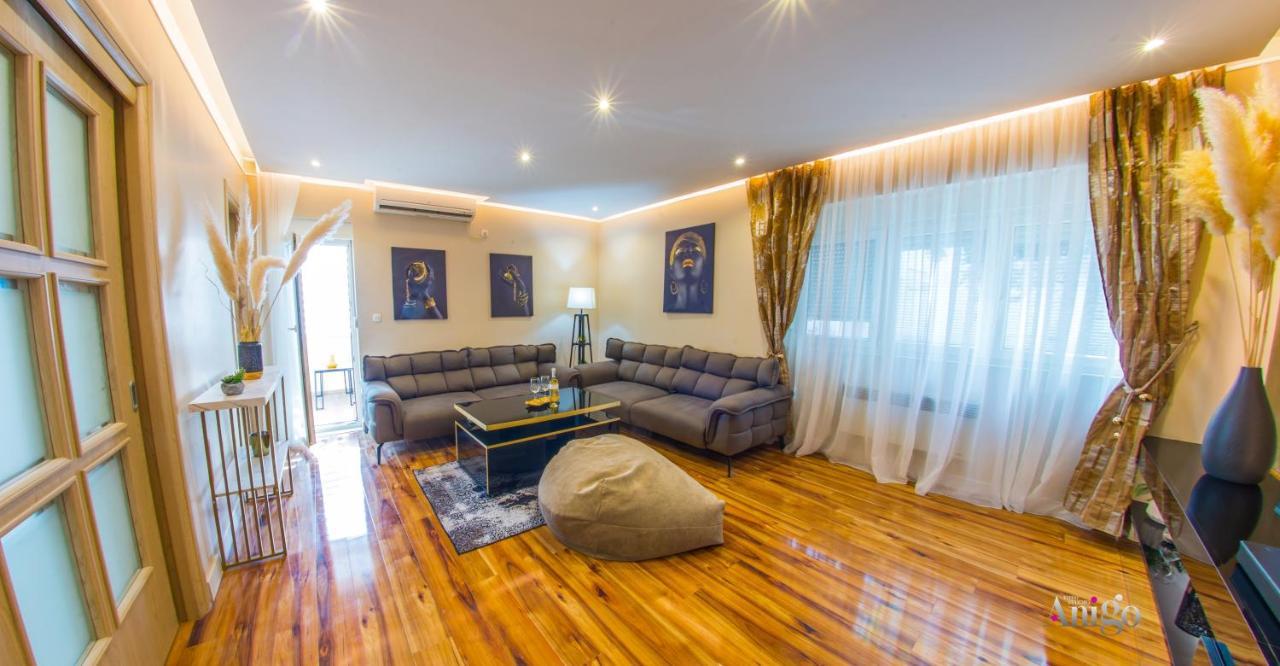 Luxury Apartment Black And Gold Μόσταρ Εξωτερικό φωτογραφία