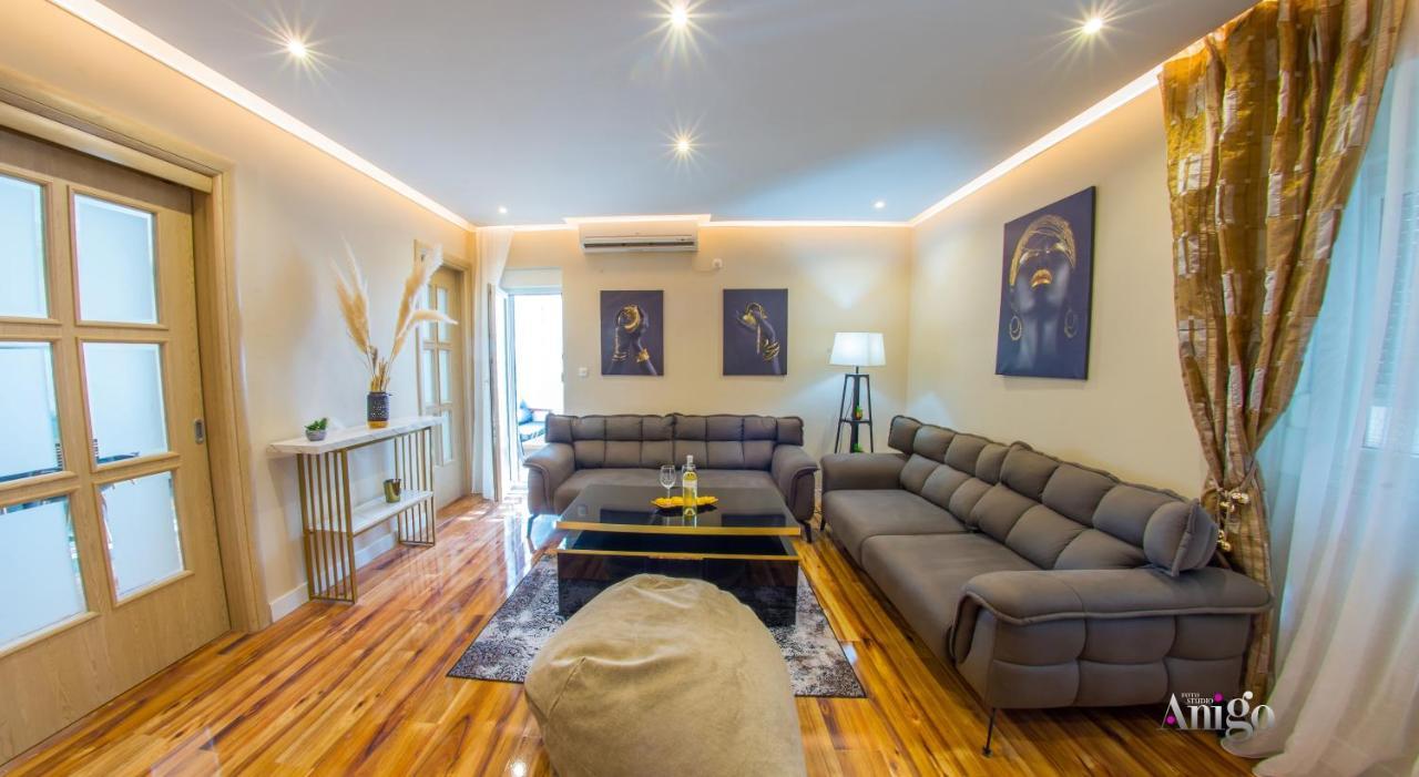 Luxury Apartment Black And Gold Μόσταρ Εξωτερικό φωτογραφία