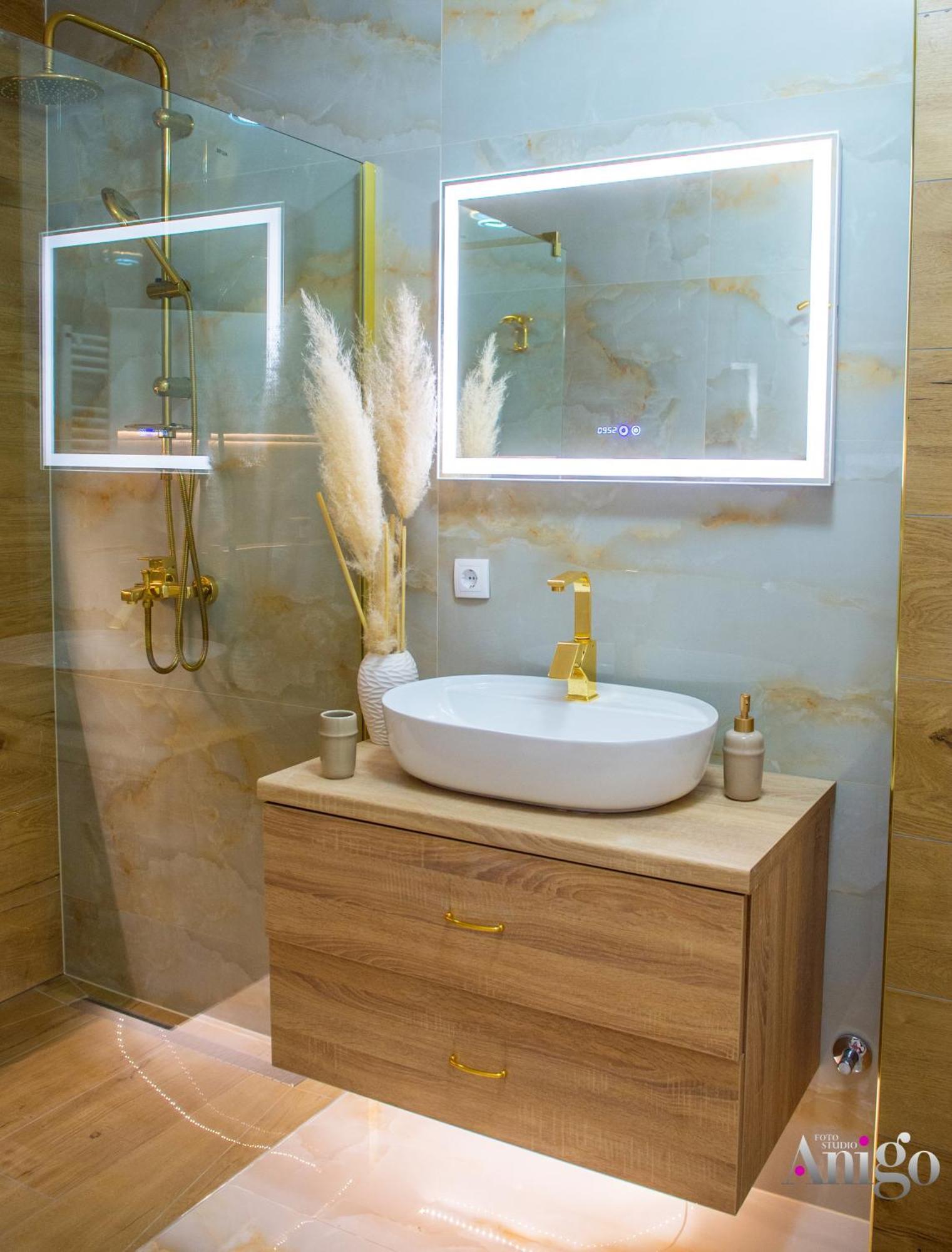 Luxury Apartment Black And Gold Μόσταρ Εξωτερικό φωτογραφία