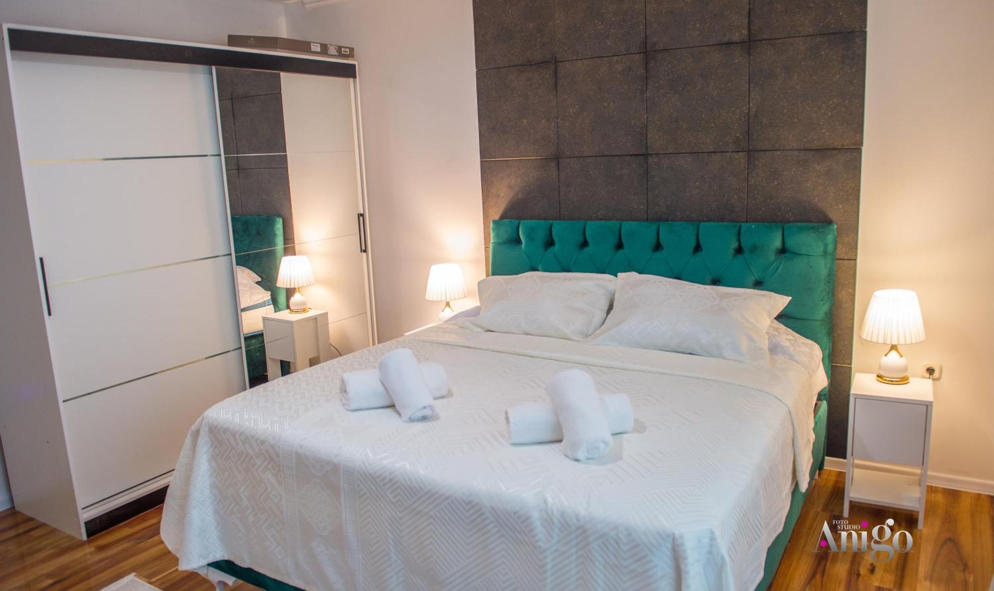 Luxury Apartment Black And Gold Μόσταρ Εξωτερικό φωτογραφία