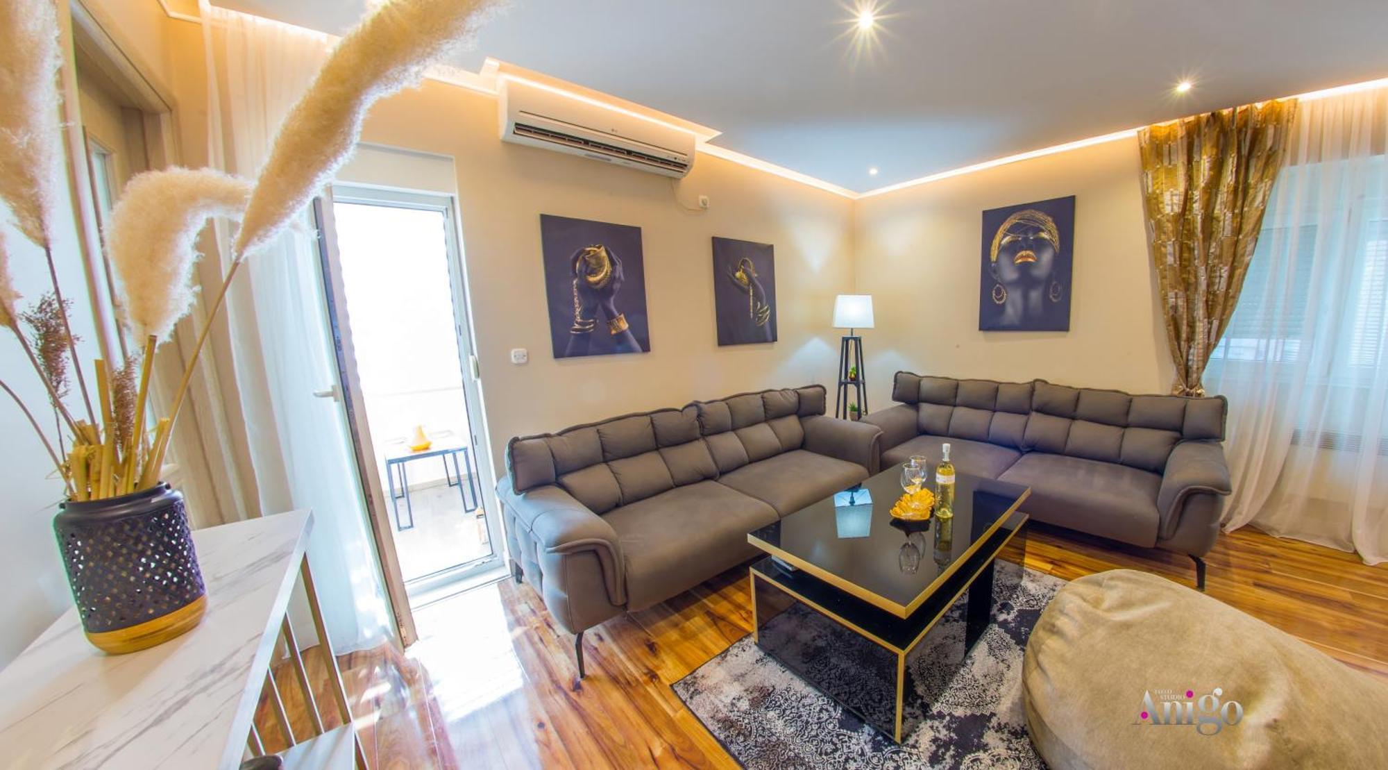 Luxury Apartment Black And Gold Μόσταρ Εξωτερικό φωτογραφία